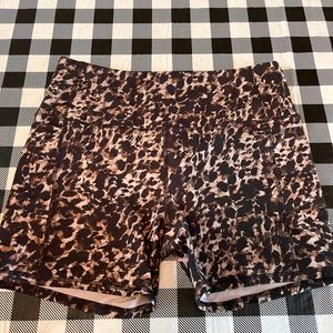 Leopard Print biker shorts XL